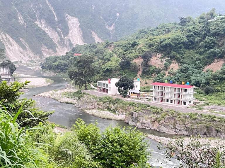The River Side Resort in Kosiyakutoli
