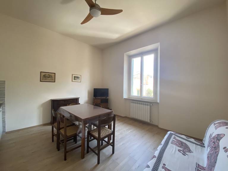 Apartment with 2 rooms for 5 persons — photo 3