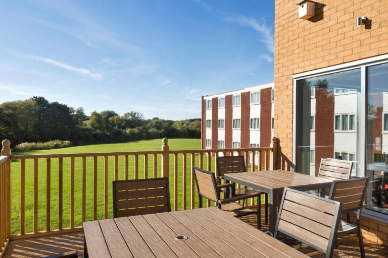 Ramada by Wyndham Milton Keynes — photo 5