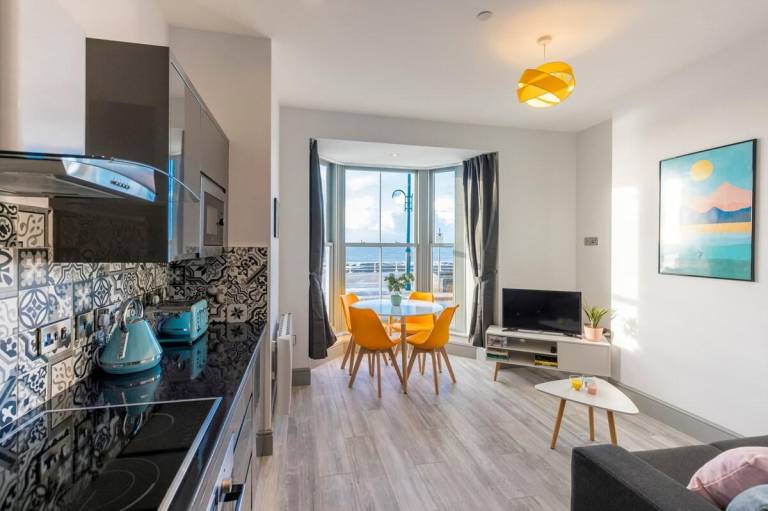 New central seafront apartment- stunning sea views in Aberystwyth