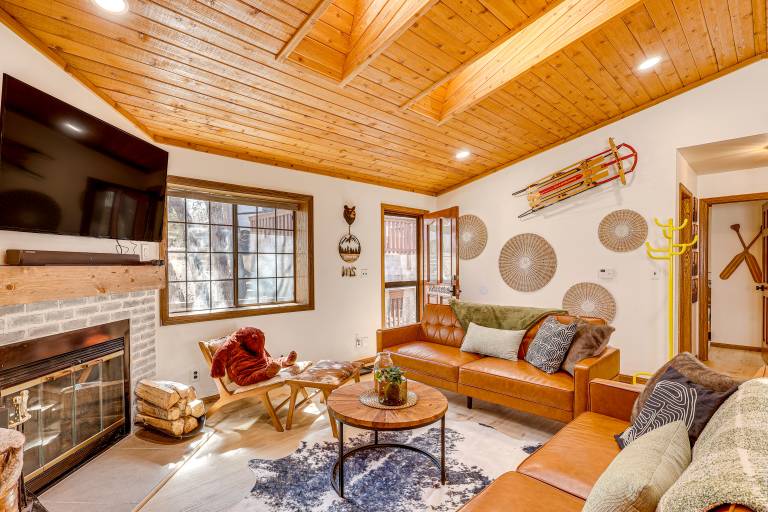 8 Mi to Big Bear Lake: Cabin w/ Deck & Fireplace in San Bernardino, CA