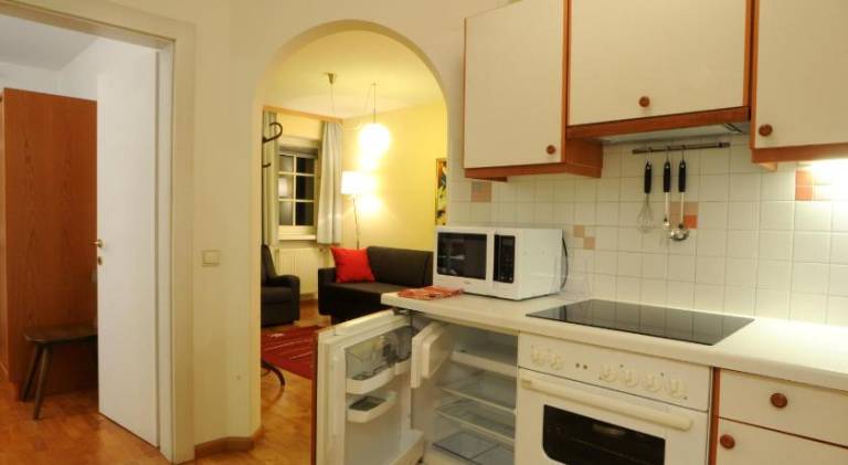 Rental apartment with 2 rooms for 5 persons — photo 4