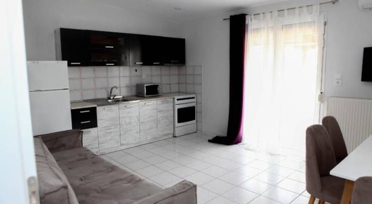 Rental apartment with barbecue, garden & patio — photo 4