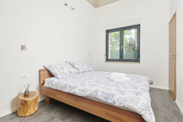 Child-friendly villa with private pool, terrace & BBQ | Pool view | Pets are welcome — photo 4