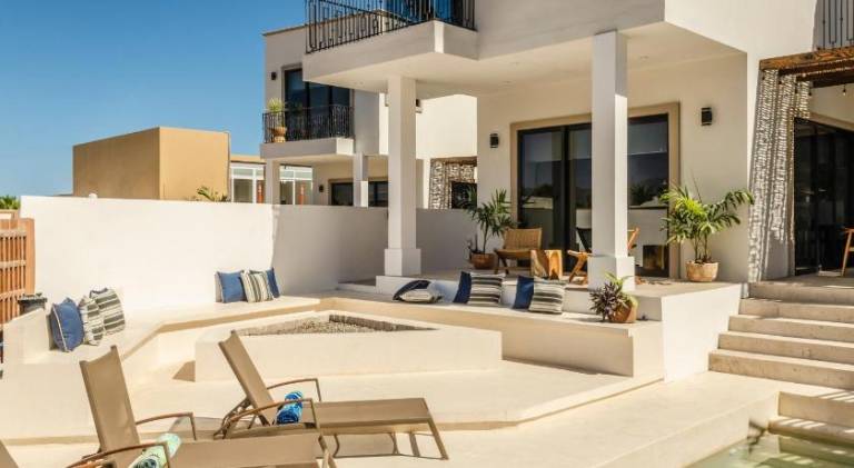 Vacation home with pool | Close to the beach | Pets allowed in Escondido, CA