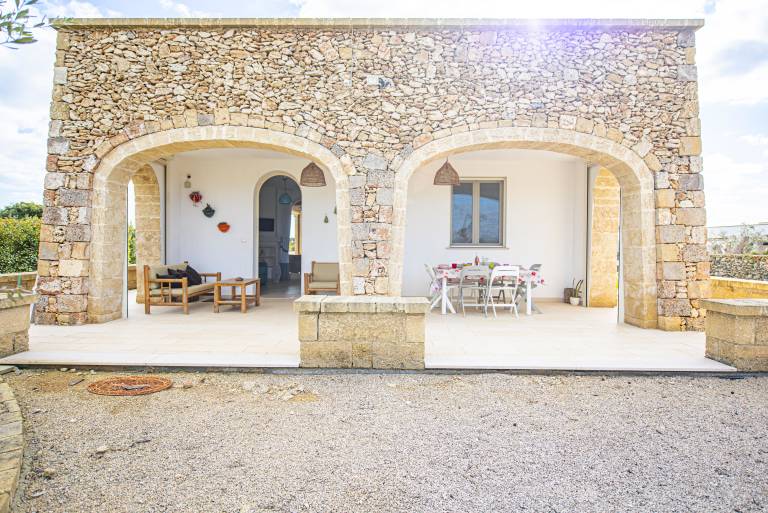 Villa Elisabetta with Jacuzzi and pool area — photo 4