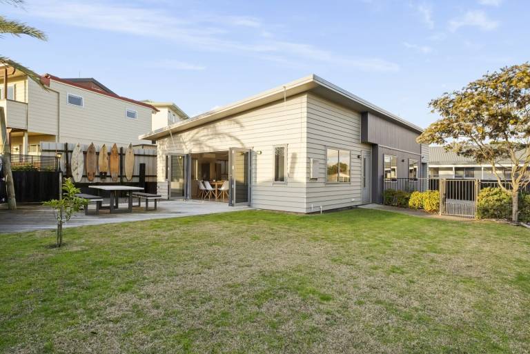 House  Papamoa Beach