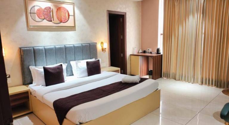 Hotel Supreme Regency
