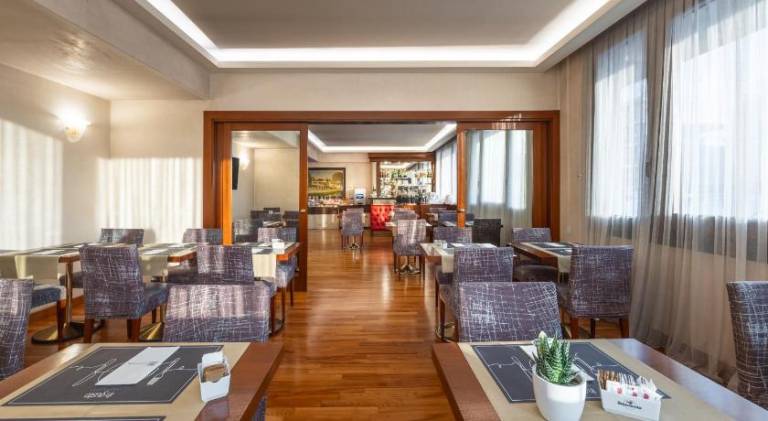 IH Hotels Padova Admiral — photo 3