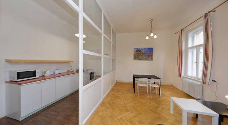 Peter's Tower Apartments — photo 4