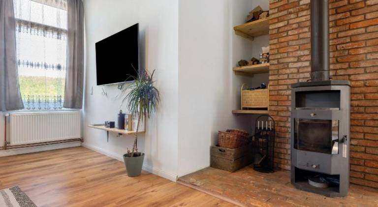 Spacious vacation home with pool | Pets are welcome — photo 4