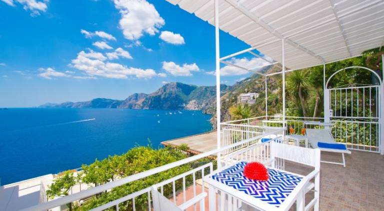 Apartment with patio | Good for workation in Praiano