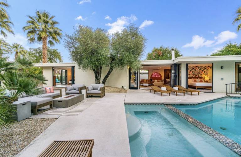 Condo with private pool & patio — photo 2