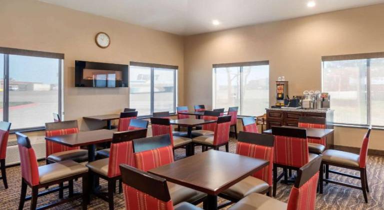 Comfort Inn Limon — photo 5