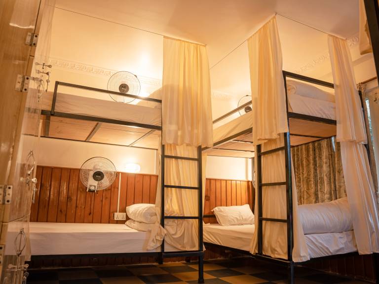 Lazy Lads Backpackers Hostel — photo 3