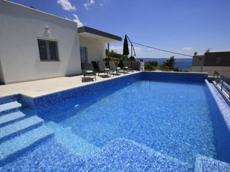 Fully equipped vacation home with barbecue, patio & yard | Next to the beach | Pets are welcome — photo 4