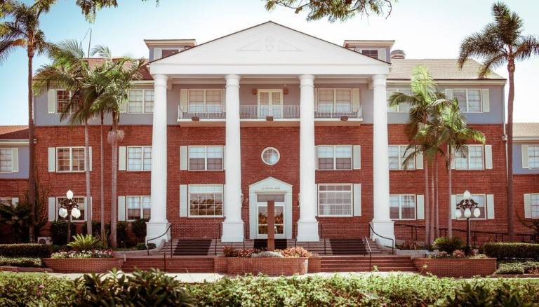 The Lafayette Hotel Swim Club & Bungalows
