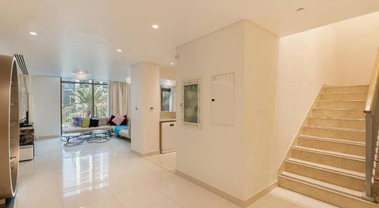 Holiday apartment with pool | Next to Burj Khalifa — photo 4