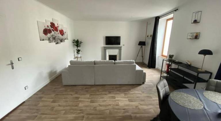 Holiday apartment with 1 room for 4 persons in Gaillard