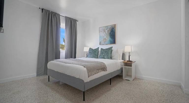Serviced apartment with 2 rooms for 6 persons in Miami, FL