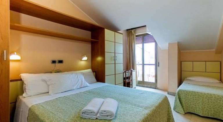 Hotel Miramare - Silvi Marina — photo 2