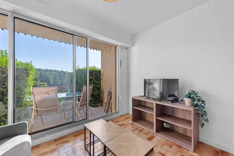 Apartment with view on the golf of Houlgate — photo 2