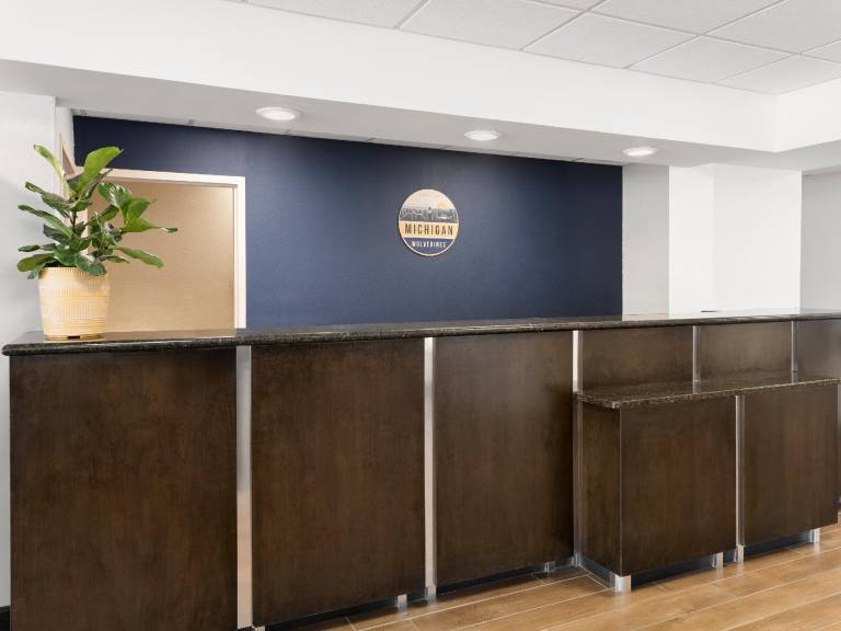 Larkspur Landing Select Ann Arbor — photo 4