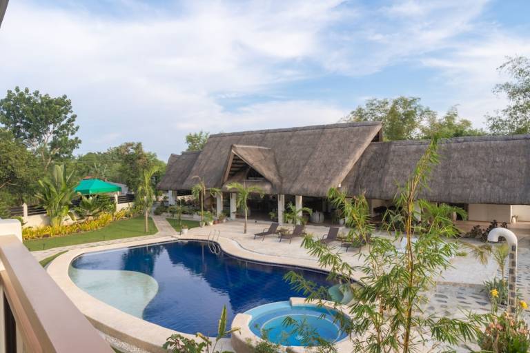Resort  Dauis