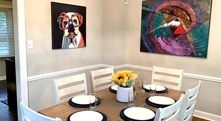 Charming vacation home | Pets allowed — photo 3