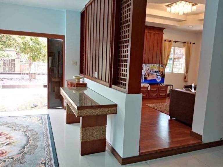 Villa with garden, jacuzzi & terrace — photo 4