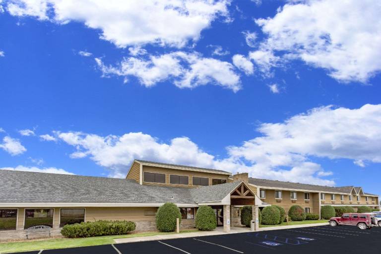 AmericInn by Wyndham Dickinson in Dickinson, ND