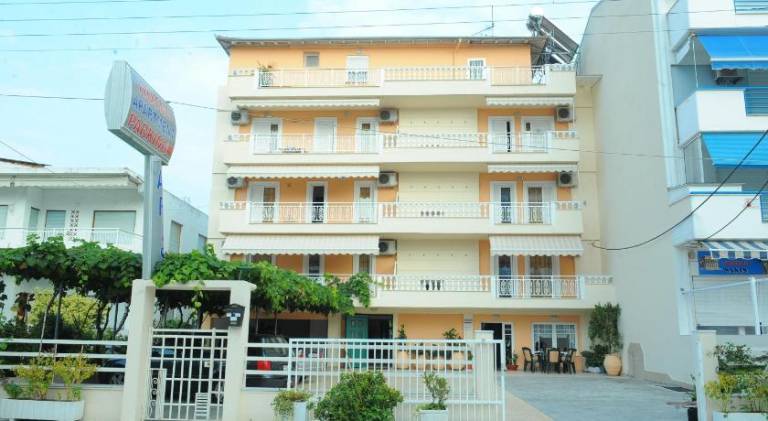 Lovely serviced apartment with patio | Close to the beach | Dogs allowed — photo 4