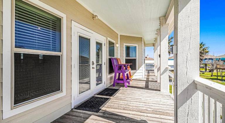 Retreat Steps to Beach Dog Haven Sleeps 12 — photo 5