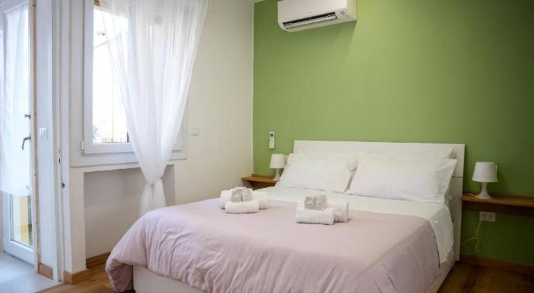 Rental apartment with 1 room for 4 persons — photo 2