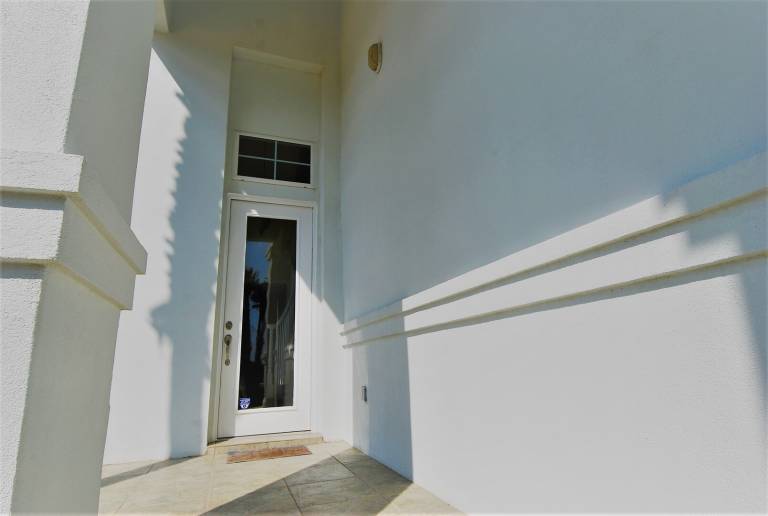 Casa De Haralambos - Private Home just steps from beach access — photo 3