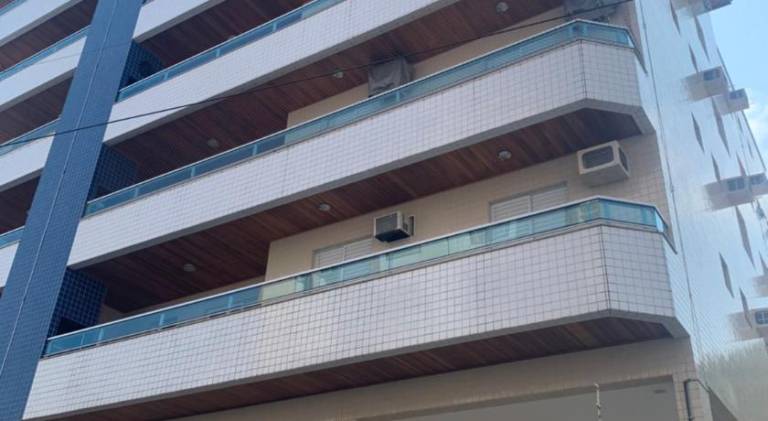 Holiday apartment with pool | Close to the beach | Pets are welcome in Ubatuba