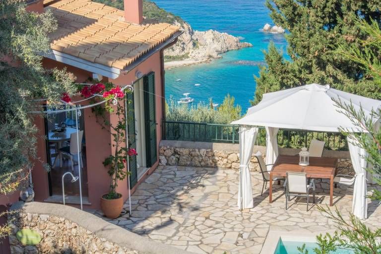 Villa Agios Nikitas