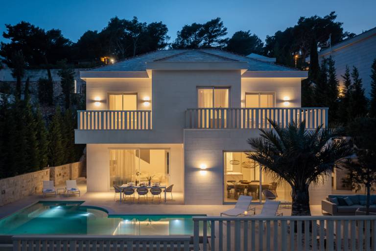 Ferienhaus in Selca für max. 8 Personen Ferienhaus in Selca für max. 8 Personen