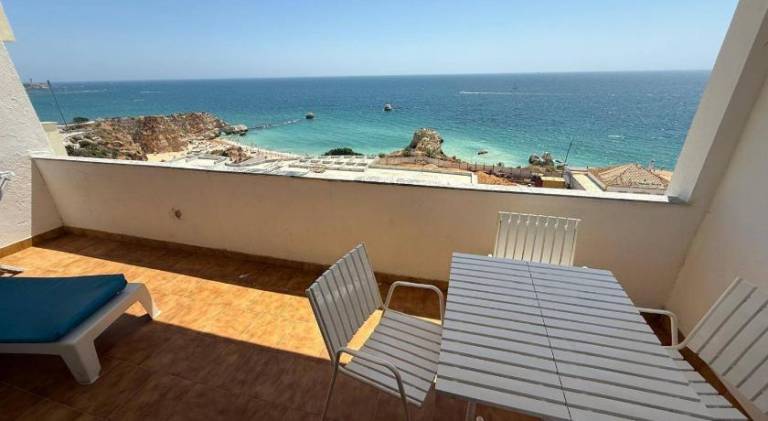 Rental apartment with patio | Close to the beach | Pets allowed in Portimão