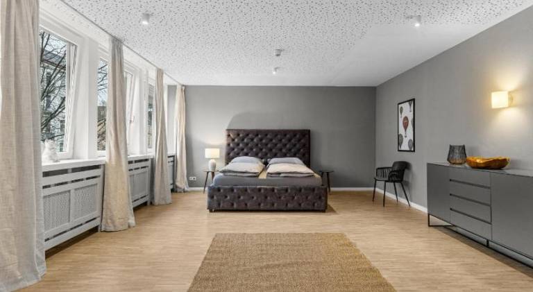 Apartment with 5 rooms for 12 persons — photo 2