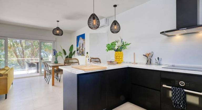 Holiday apartment with 2 rooms for 4 persons — photo 3