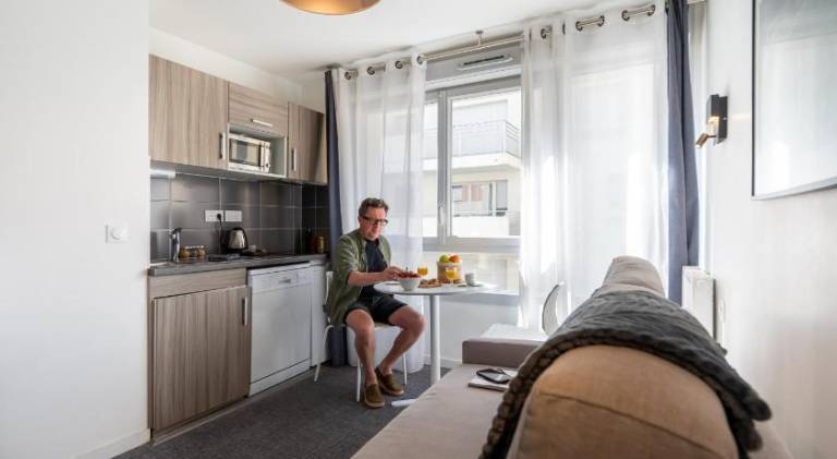 Nice serviced apartment with pool | Pet-friendly — photo 4