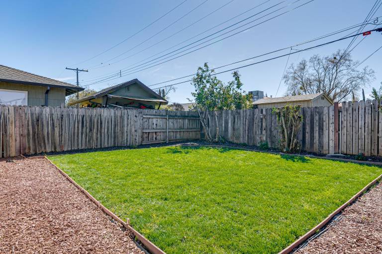 Pet-Friendly Rental, Fenced Yard in Rancho Cordova — photo 2