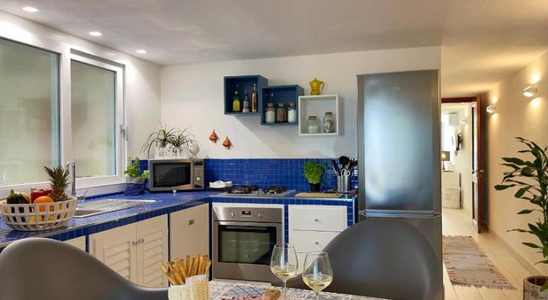 Holiday apartment with patio — photo 5