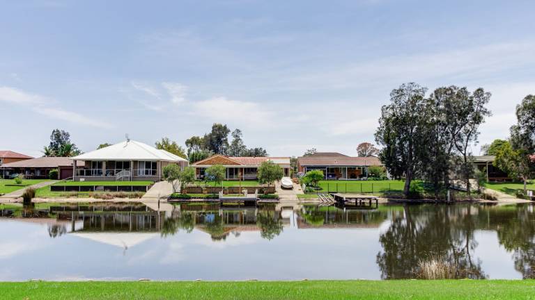 House  Sussex Inlet