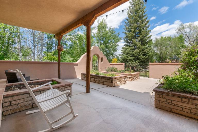 Family-friendly house with BBQ & jacuzzi | Perfect for remote work | Dogs allowed — photo 5