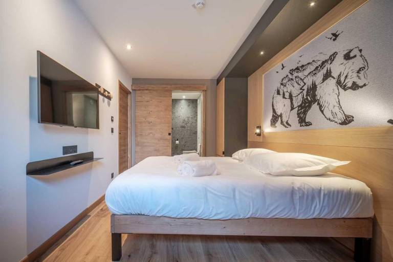 Wifi, resort center, swimming pool, sauna, hammam, balcony, tv, ski locker, 97m², Tignes in Tignes