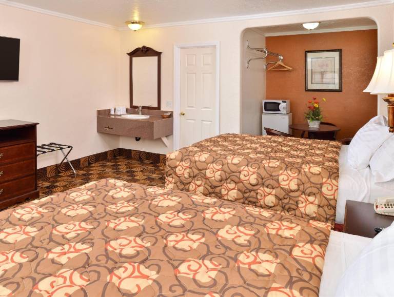 Americas Best Value Inn & Suites Klamath Falls in Klamath Falls, OR
