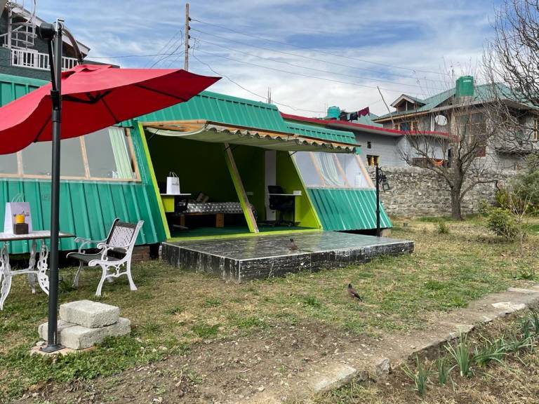 Pleasant vacation home with garden | Good for workation | Pets are welcome in Kullu
