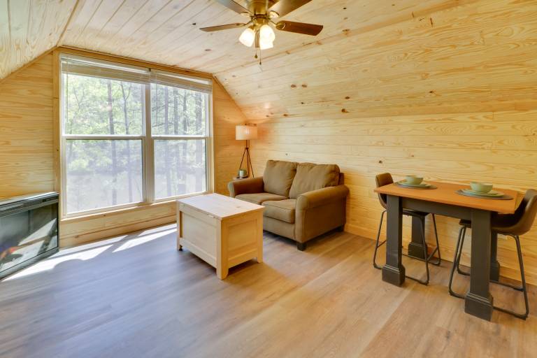Cabin w/ Lake Access Near Talladega Nat'l Forest — photo 5